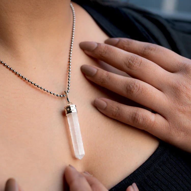 Clear Quartz Pendant - Astroguruji