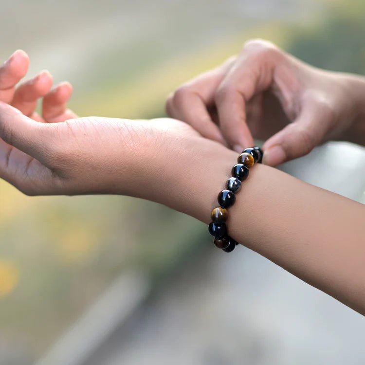 Tiger Eye Obsidian Hematite Bracelet for Protection - AstroGuruji